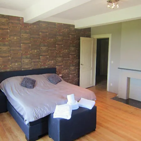 Luxury Castle, 펜션 *